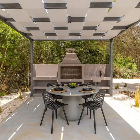 Ka - Yagi Villa Khalikerí