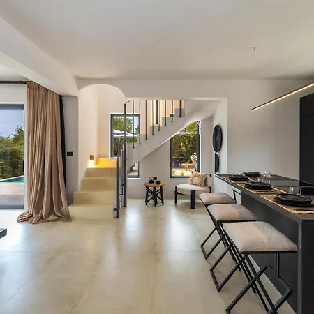 Ka - Yagi Villa Khalikerí